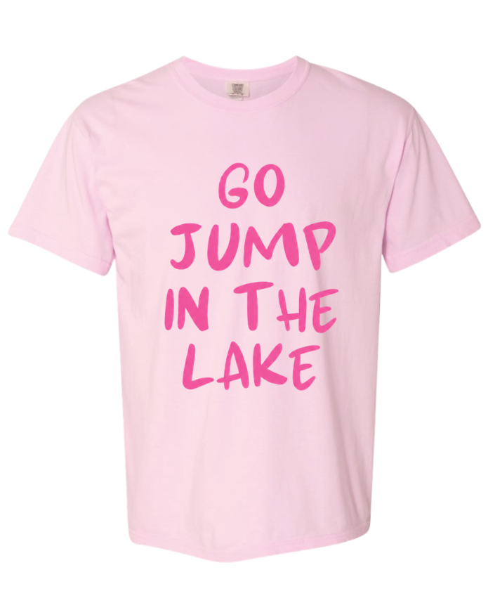 GO JUMP IN THE LAKE SHORT SLEEVE TEE IN BLOSSOM PINK